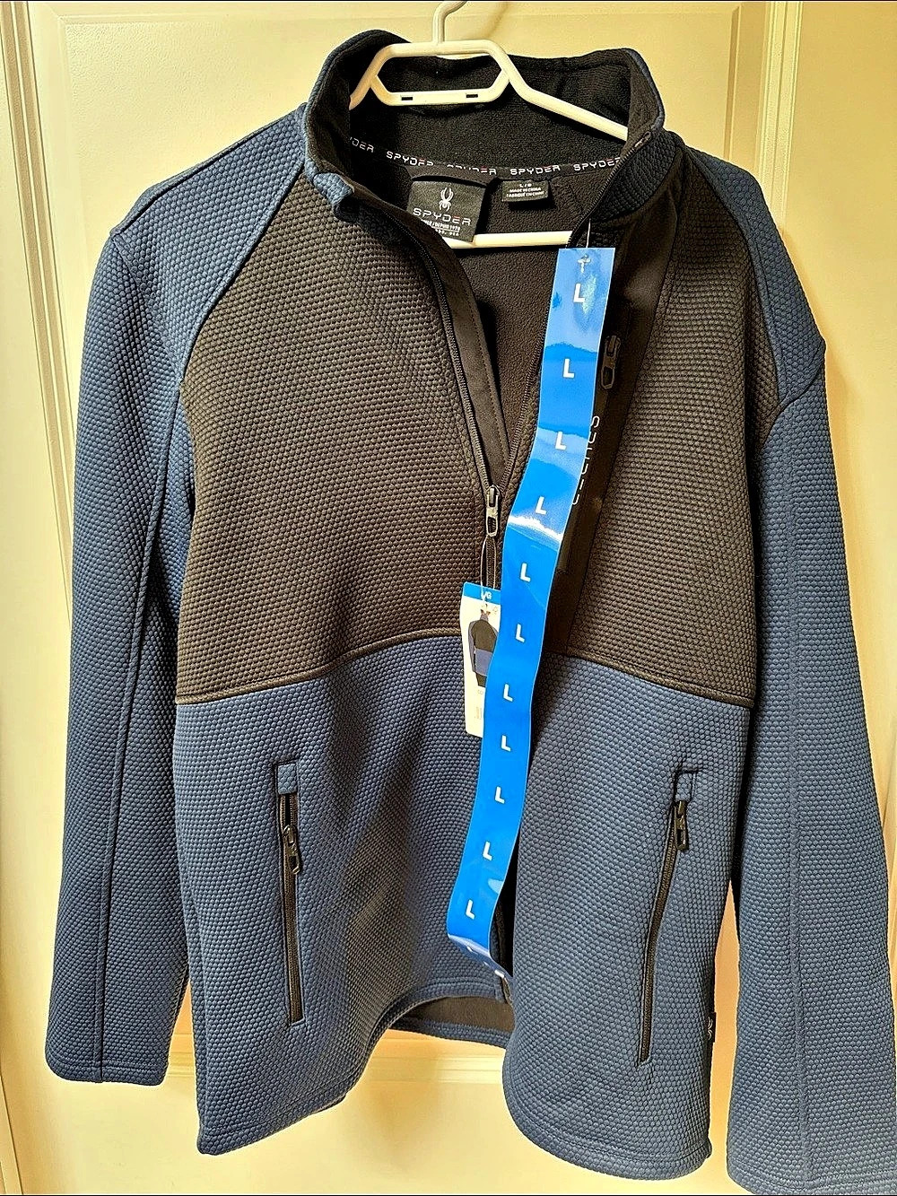 Spyder Spyder Costco D39 Men's Color Block Jacket Blue & Black Size Large NWT